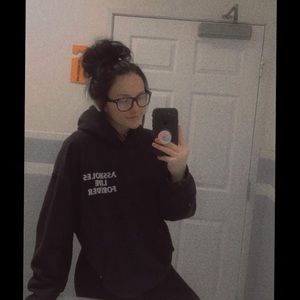 Meet your Posher, Maciah